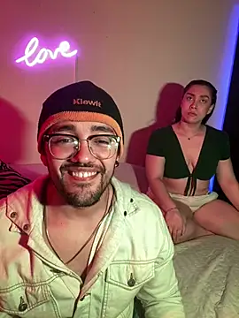 Snapshot of Im_sophiie chatting on 02/10/25, 08:53 Im sophiie online show from 02/10/25, 08:53