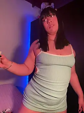 Snapshot of Im_sophiie chatting on 02/16/25, 05:48 Im sophiie online show from 02/16/25, 05:48