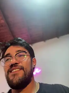 Snapshot of Im_sophiie chatting on 02/25/25, 06:03 Im sophiie online show from 02/25/25, 06:03