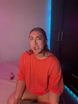 Snapshot of Im_sophiie chatting on 02/25/25, 09:09 Im sophiie online show from 02/25/25, 09:09