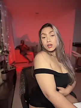 Snapshot of Im_sophiie chatting on 11/28/25, 06:27 Im sophiie online show from 11/28/25, 06:27