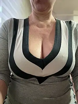 sweetmystery1 online show from 01/17/26, 03:06