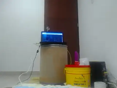 Snapshot of angellsexx20 chatting on 02/04/25, 05:53 angellsexx20 online show from 02/04/25, 05:53