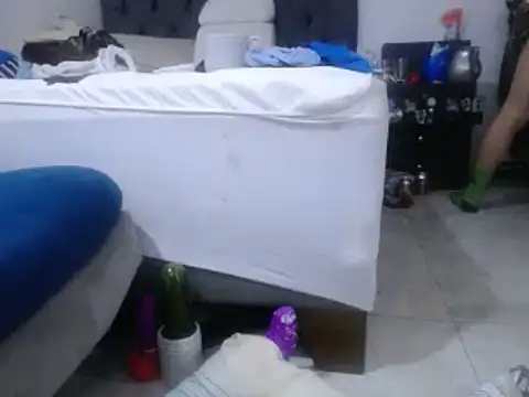 Snapshot of angellsexx20 chatting on 02/08/25, 03:08 angellsexx20 online show from 02/08/25, 03:08