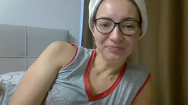 Ashleyspice online show from 10/13/25, 06:13