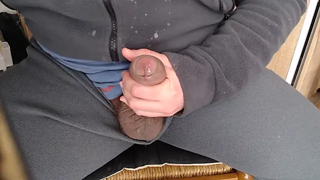 Snapshot of italian_mach chatting on 02/26/26, 02:49 italian mach online show from 02/26/26, 02:49