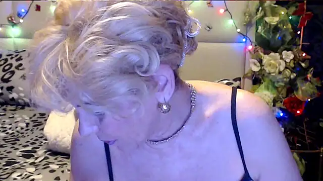 HappyWomanOn online show from 11/13/25, 08:08