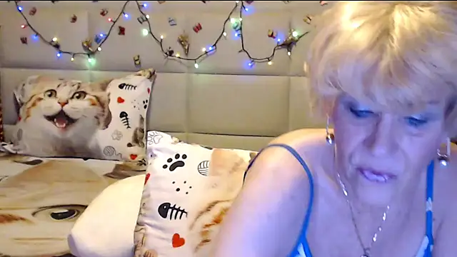 HappyWomanOn online show from 12/14/25, 10:42