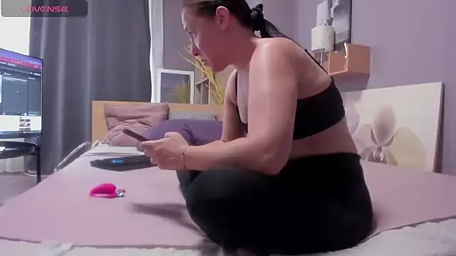 myraPAWG online show from 07/05/26, 10:44