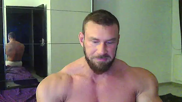 Snapshot of muscularkevin chatting on 05/14/26, 03:46 muscularkevin online show from 05/14/26, 03:46