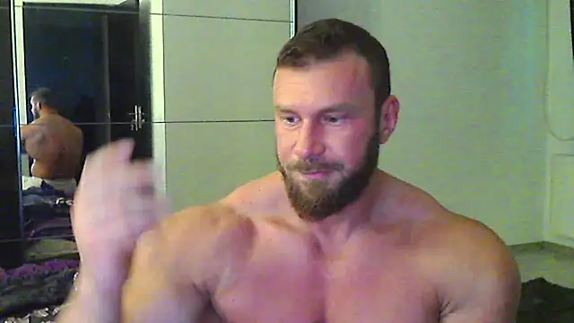Snapshot of muscularkevin chatting on 05/15/26, 03:35 muscularkevin online show from 05/15/26, 03:35