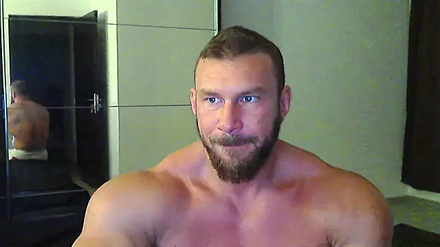 Snapshot of muscularkevin chatting on 05/31/26, 03:36 muscularkevin online show from 05/31/26, 03:36