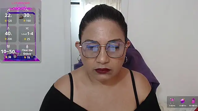 Snapshot of Katha_Marck chatting on 09/19/25, 02:18 Katha Marck online show from 09/19/25, 02:18