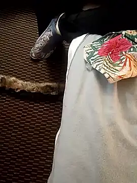 Snapshot of begood4daddy2day chatting on 01/14/26, 12:49 begood4daddy2day online show from 01/14/26, 12:49