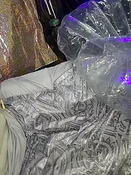 Hotredheadandtoungelasher online show from 12/31/24, 02:03