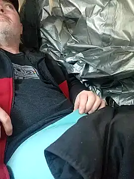 Hotredheadandtoungelasher online show from 01/04/25, 01:21