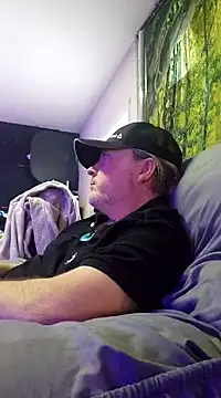 Hotredheadandtoungelasher online show from 01/15/25, 06:40