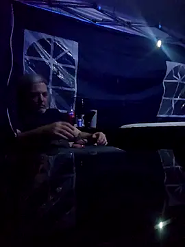 Hotredheadandtoungelasher online show from 03/08/25, 10:24