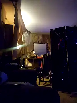 Hotredheadandtoungelasher online show from 10/20/25, 05:08