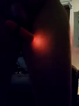 Hotredheadandtoungelasher online show from 04/03/26, 11:41