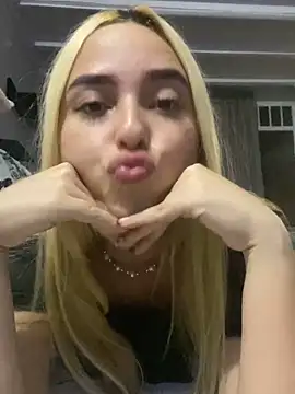 Irisweet  online show from 12/20/24, 11:37