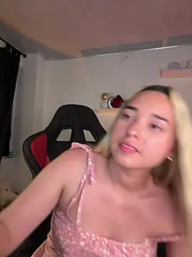 Irisweet  online show from 03/05/25, 09:37