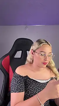 Irisweet  online show from 11/11/25, 10:54