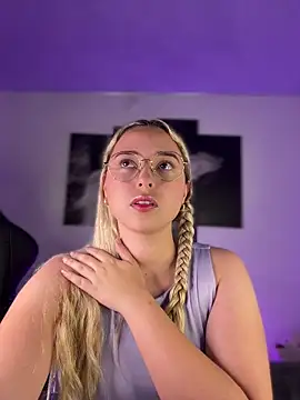 Irisweet  online show from 11/27/25, 10:45