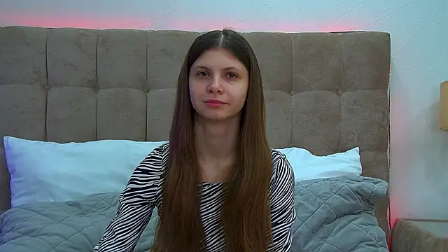 AudreyBarlow online show from 02/19/25, 06:22