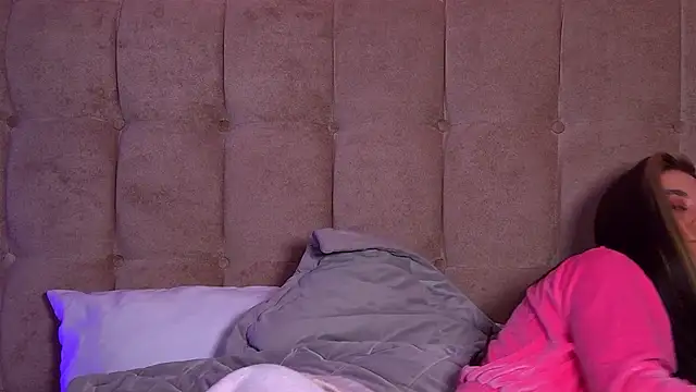 RachelSimpson online show from 02/07/25, 04:37