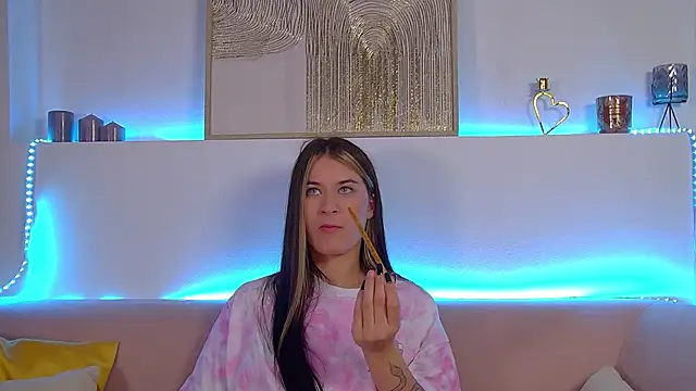 RachelSimpson online show from 03/05/25, 09:15