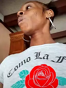 Snapshot of Jasmine_FullsShine chatting on 09/19/25, 07:03 Jasmine FullsShine online show from 09/19/25, 07:03