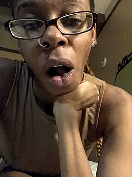 Snapshot of Jasmine_FullsShine chatting on 12/14/25, 10:53 Jasmine FullsShine online show from 12/14/25, 10:53