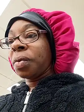 Jasmine FullsShine online show from 04/19/26, 01:32