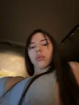 Snapshot of Bastet chatting on 03/20/25, 01:13 Bastet online show from 03/20/25, 01:13