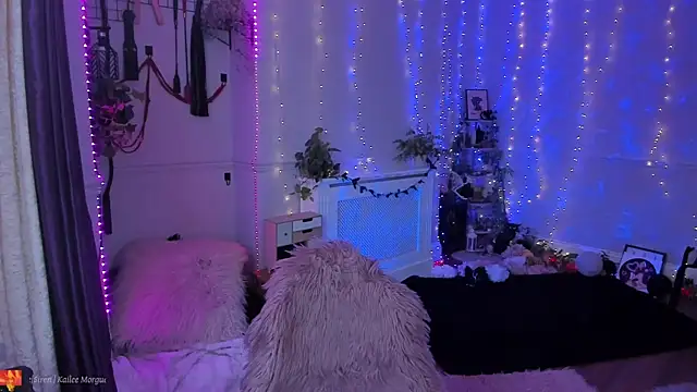 Snapshot of AliceW0lf chatting on 10/18/25, 04:08 AliceW0lf online show from 10/18/25, 04:08