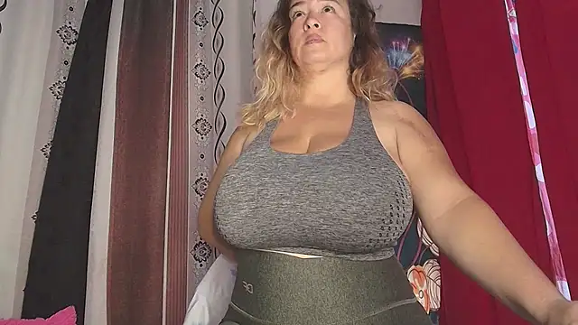 Snapshot of brenlissy89 chatting on 07/20/26, 04:09 brenlissy89 online show from 07/20/26, 04:09