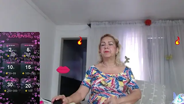 linapalacios online show from 02/21/26, 11:44