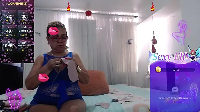 linapalacios online show from 04/21/26, 08:12