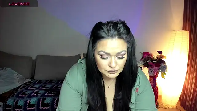 Laura sinner online show from 02/18/25, 11:19