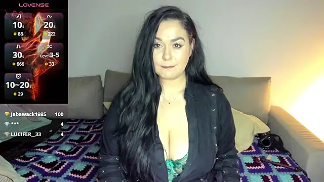 Laura sinner online show from 10/11/25, 04:27