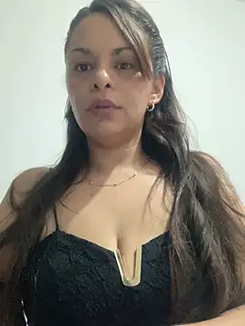 Snapshot of Kataliina chatting on 02/21/25, 11:21 Kataliina online show from 02/21/25, 11:21