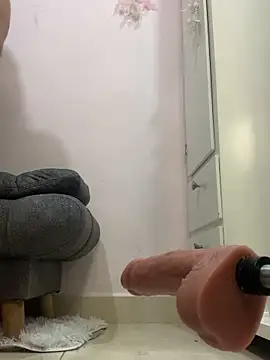 Snapshot of Kataliina chatting on 03/07/25, 07:52 Kataliina online show from 03/07/25, 07:52