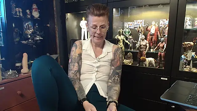 MaryG online show from 03/03/26, 01:06