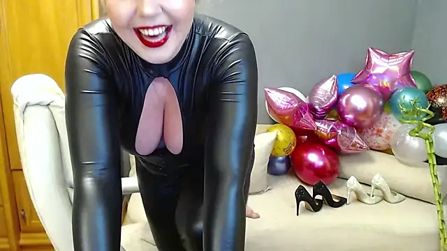 Cute sun online show from 12/20/24, 05:29