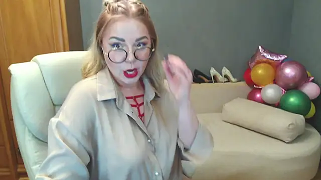 Cute sun online show from 02/28/25, 08:18