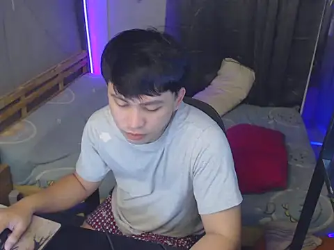 Snapshot of princeJayX chatting on 05/12/26, 12:57 princeJayX online show from 05/12/26, 12:57