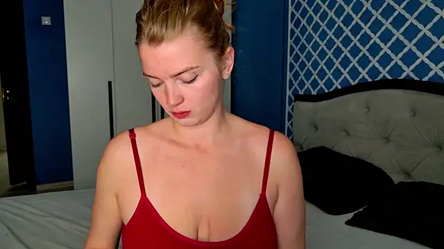 Busty Redhead online show from 06/07/26, 06:50
