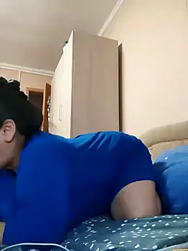 Zulfiya Bruce online show from 12/03/25, 09:46