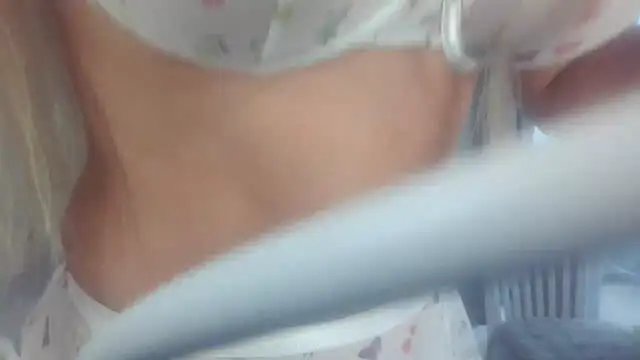 Roshana16 online show from 09/28/25, 02:22